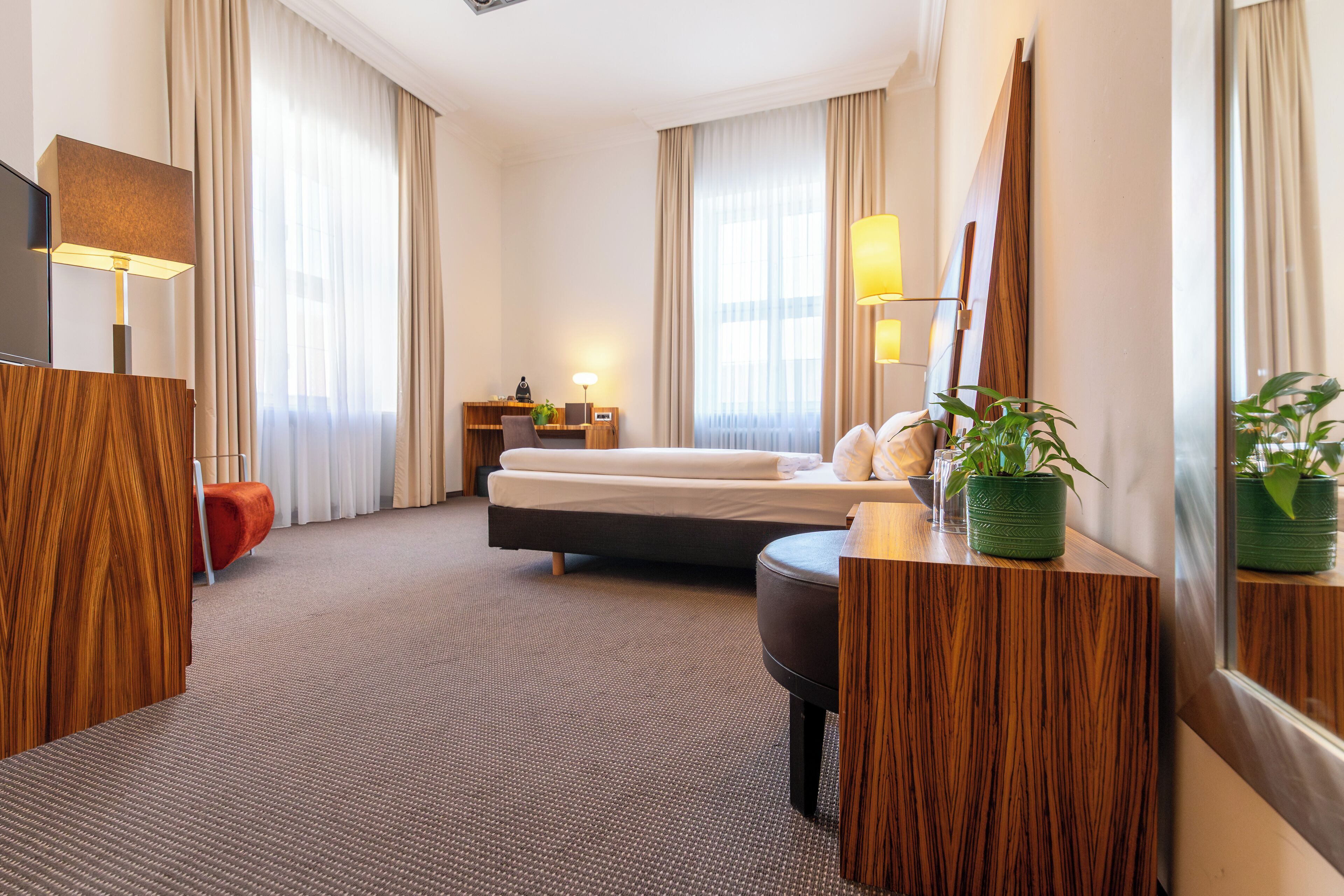 1 bedroom, minibar, in-room safe, desk