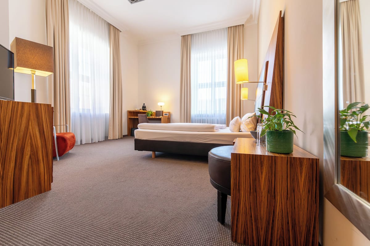 1 bedroom, minibar, in-room safe, desk