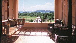 Deluxe Room | Balcony - Pavilion Queen's Bay (Krabi)