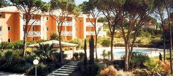Résidence Lagrange Vacances Le Domaine des Grands Pins