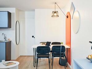 Studio, 2 Double Beds