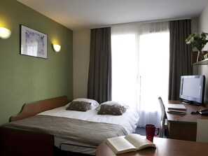 遮光布/窗簾、熨斗/熨衣板、免費搖籃/嬰兒床、免費無線上網