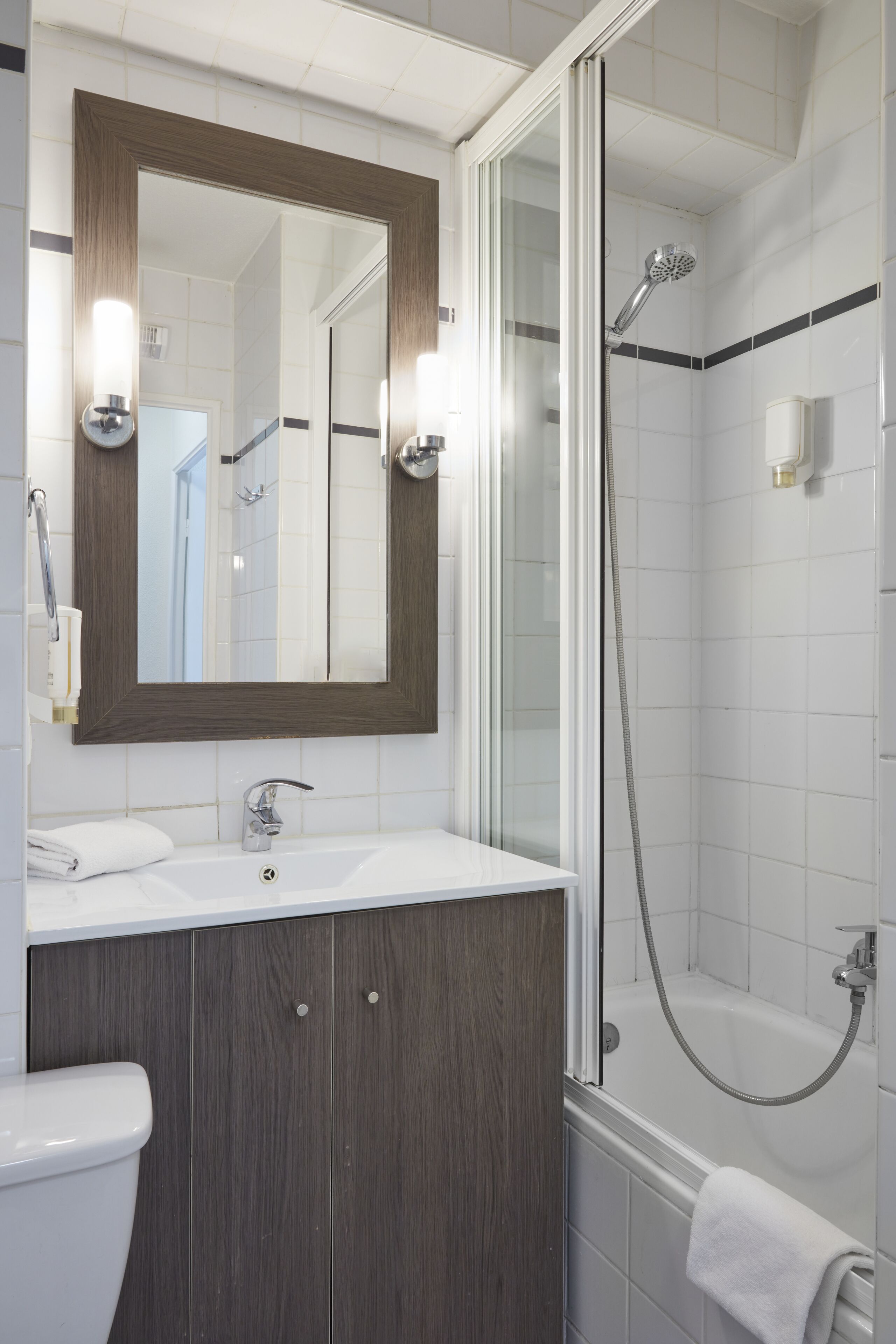 Eco-friendly toiletries, hair dryer, soap, shampoo