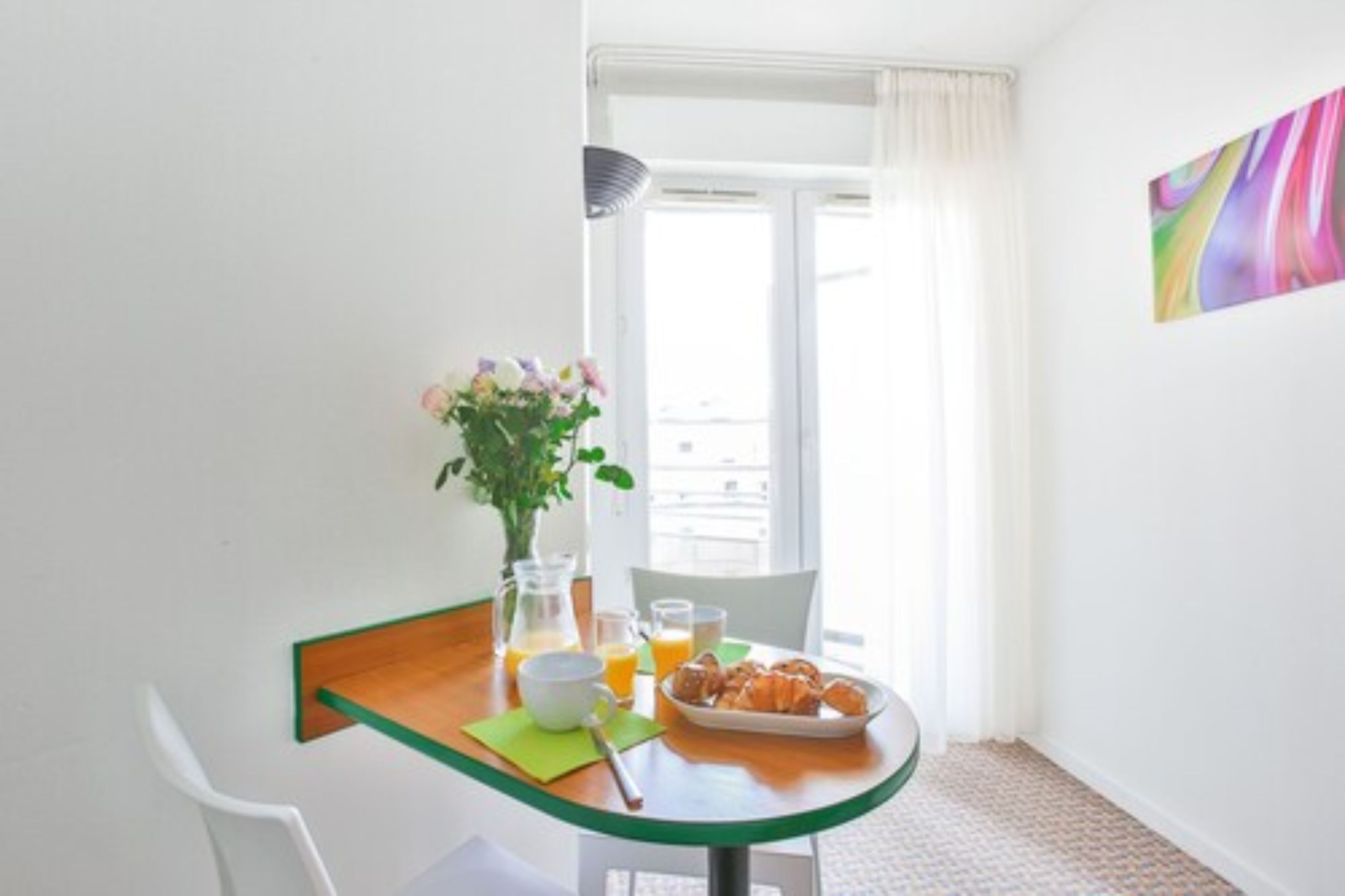 Studio, 2 Twin Beds | In-room dining