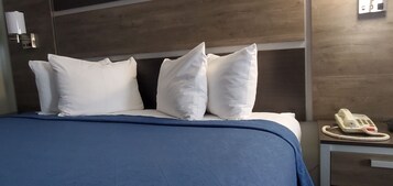 Ropa de cama de alta calidad, caja fuerte, cortinas opacas