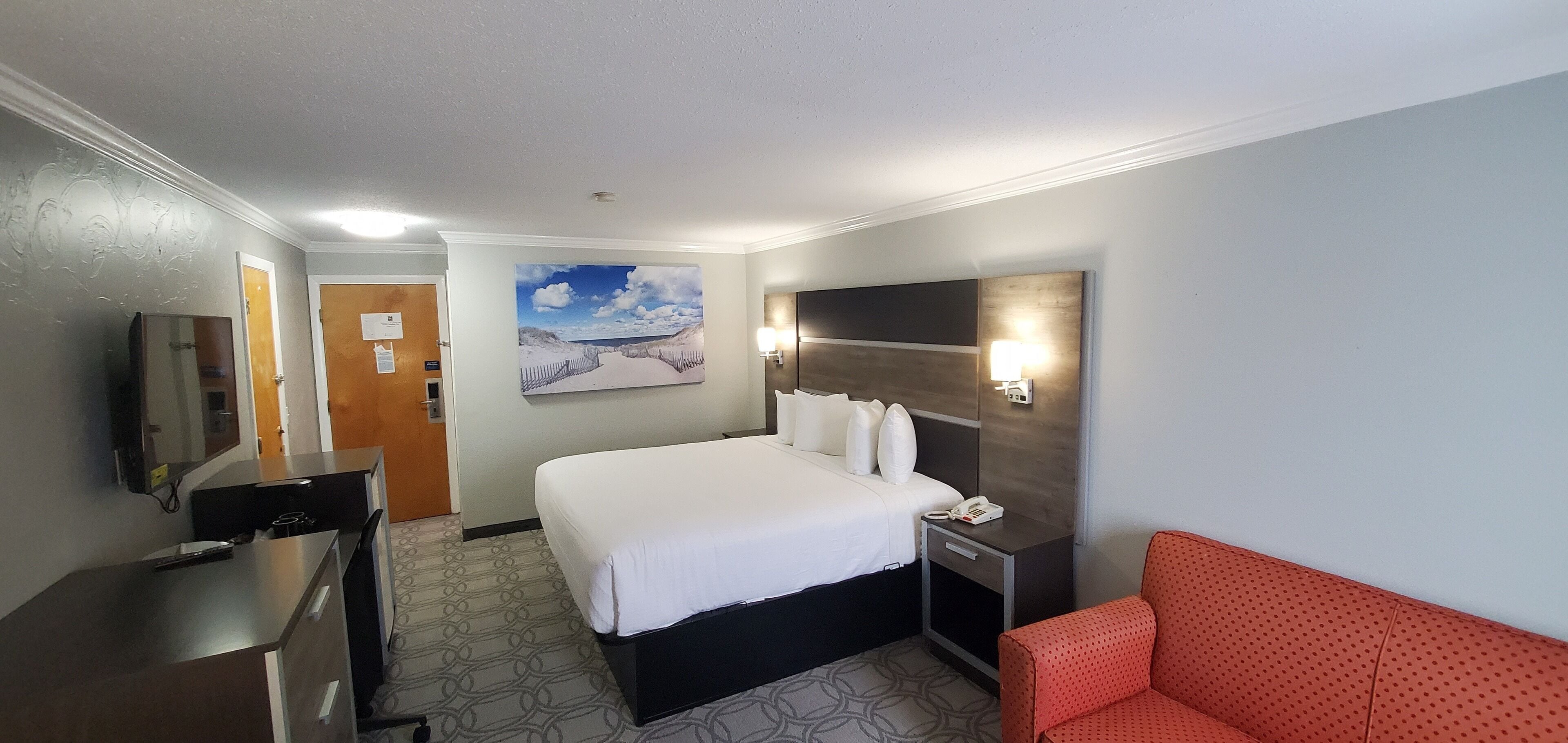 superior room, 1 king bed, non smoking | premium bedding, in-room safe, blackout curtains, soundproofing