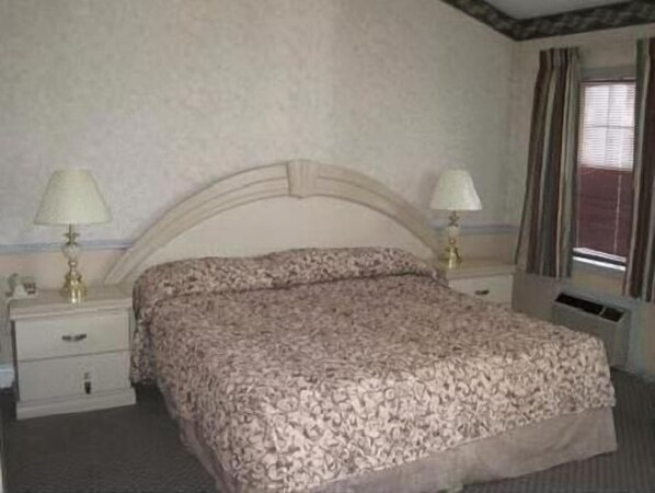 Suite, 1 King-Bett, Nichtraucher | Schreibtisch, Bügeleisen/Bügelbrett, kostenlose Babybetten