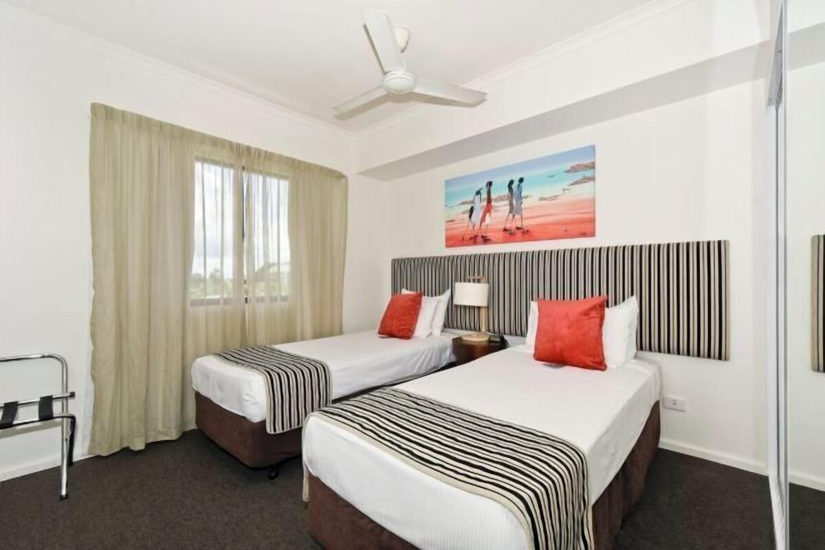 Blackout drapes, soundproofing, iron/ironing board, cribs (surcharge)