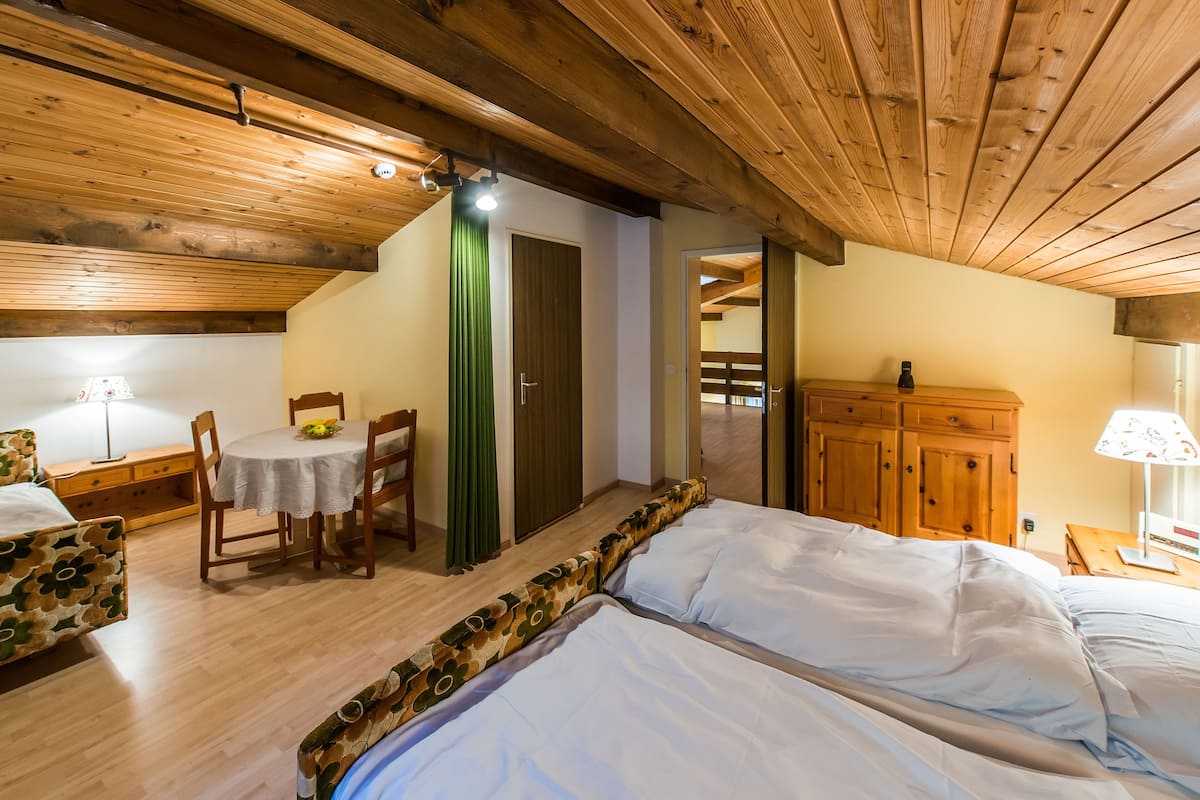 family duplex | 2 bedrooms, minibar, in-room safe, individually decorated