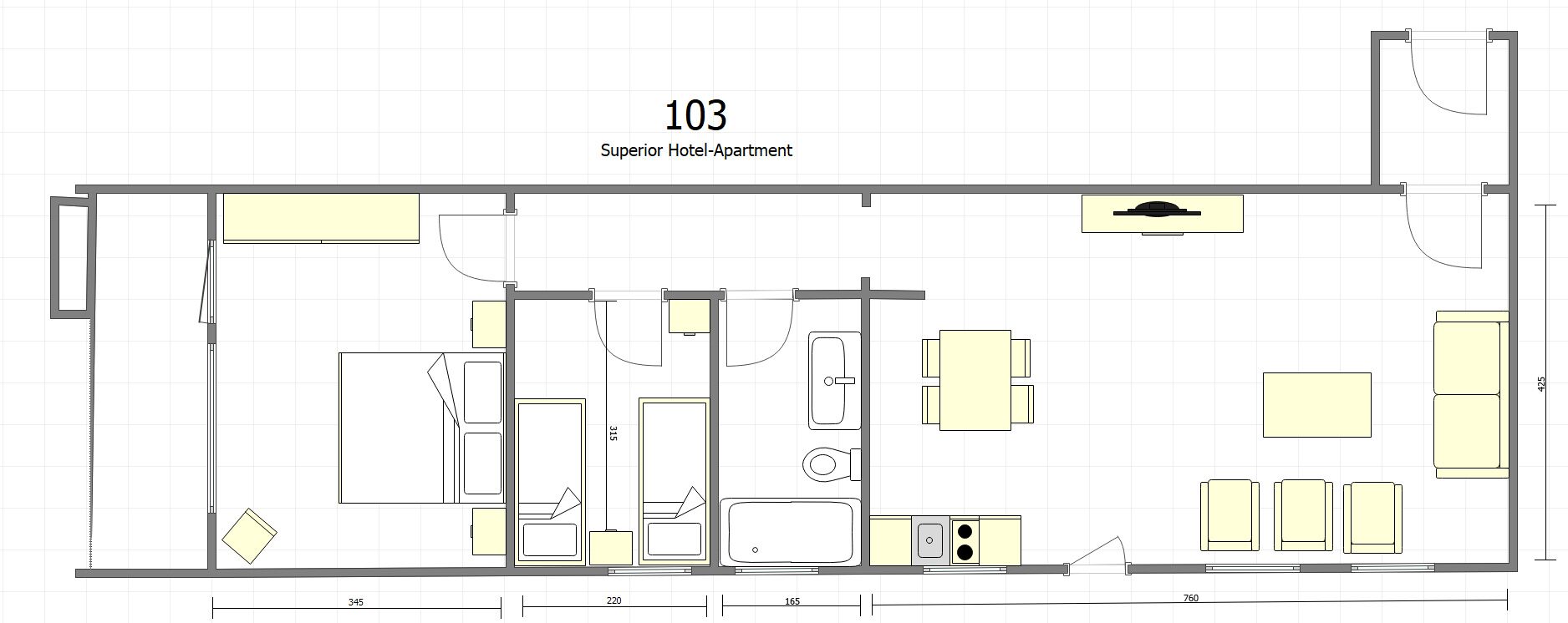 Plano de planta de un hotel-apartamento identificado con el número 103, que incluye una cocina, comedor, dos dormitorios, un baño y sala de estar.