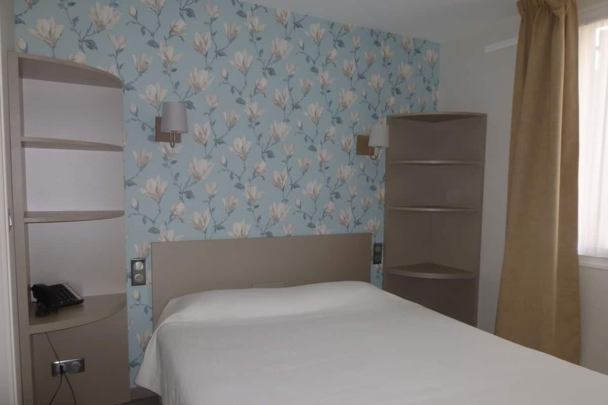 Desk, blackout curtains, free WiFi, individually decorated