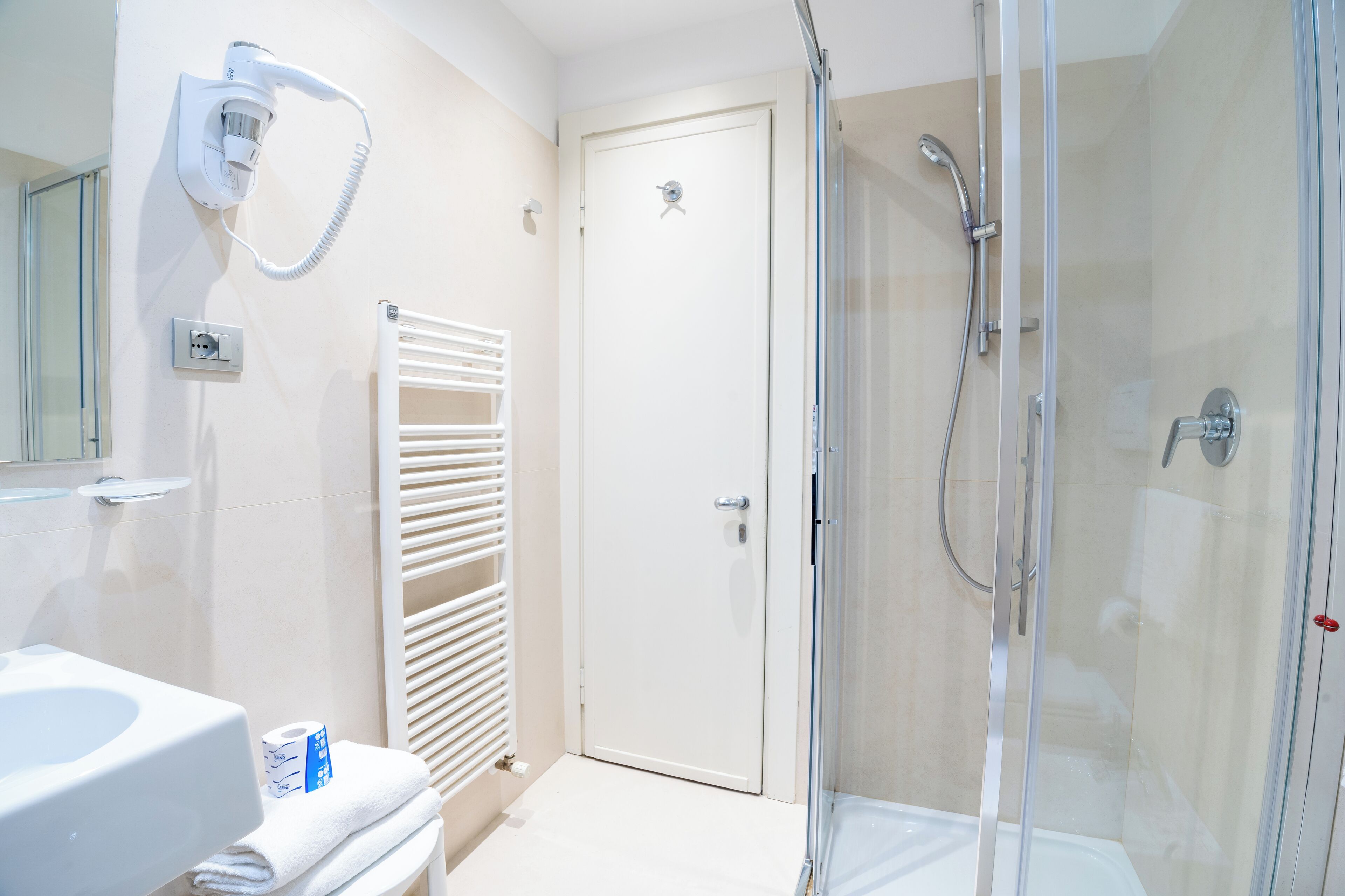 rainfall showerhead, hair dryer, bidet, towels