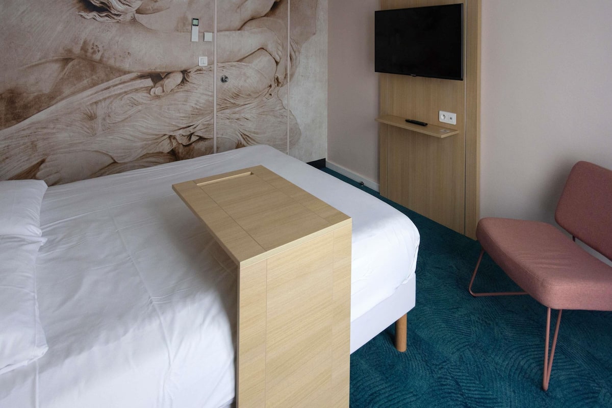 Standard Double Room (Renovated in 2023) | Desk, blackout drapes, soundproofing, free cribs/infant beds