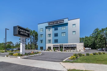 Casco Bay Hotel Portland Airport - Maine Mall, an Ascend Collect