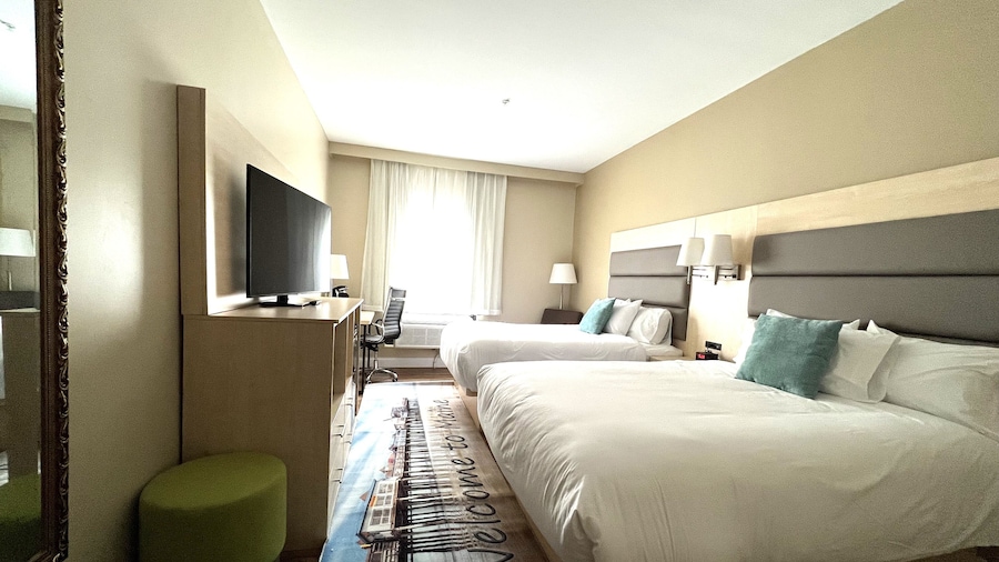 Casco Bay Hotel Portland Airport - Maine Mall, an Ascend Collection Hotel