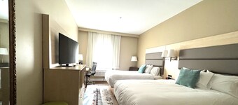 Casco Bay Hotel Portland Airport - Maine Mall, an Ascend Collection Hotel