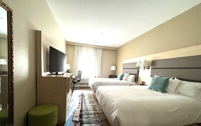 Casco Bay Hotel Portland Airport - Maine Mall, an Ascend Collection Hotel