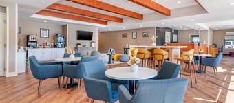 Casco Bay Hotel Portland Airport - Maine Mall, an Ascend Collection Hotel