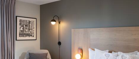Deluxe Room, 1 King Bed