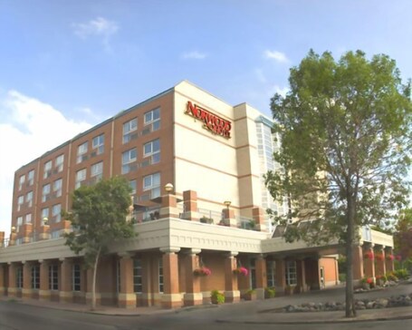 Norwood Hotel - Image 2