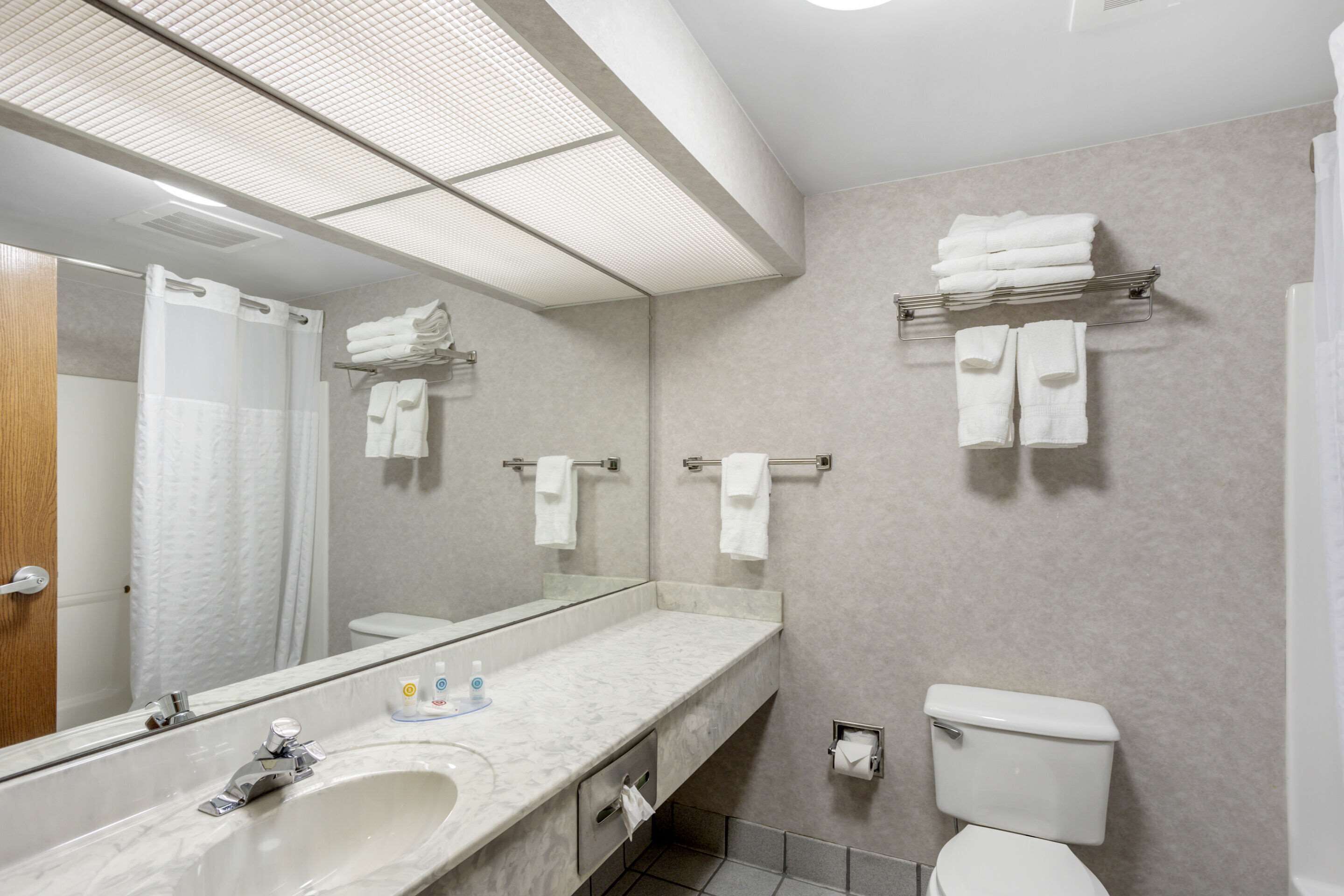 standard room, 2 queen beds, non smoking | premium bedding, iron/ironing board, rollaway beds, free wifi