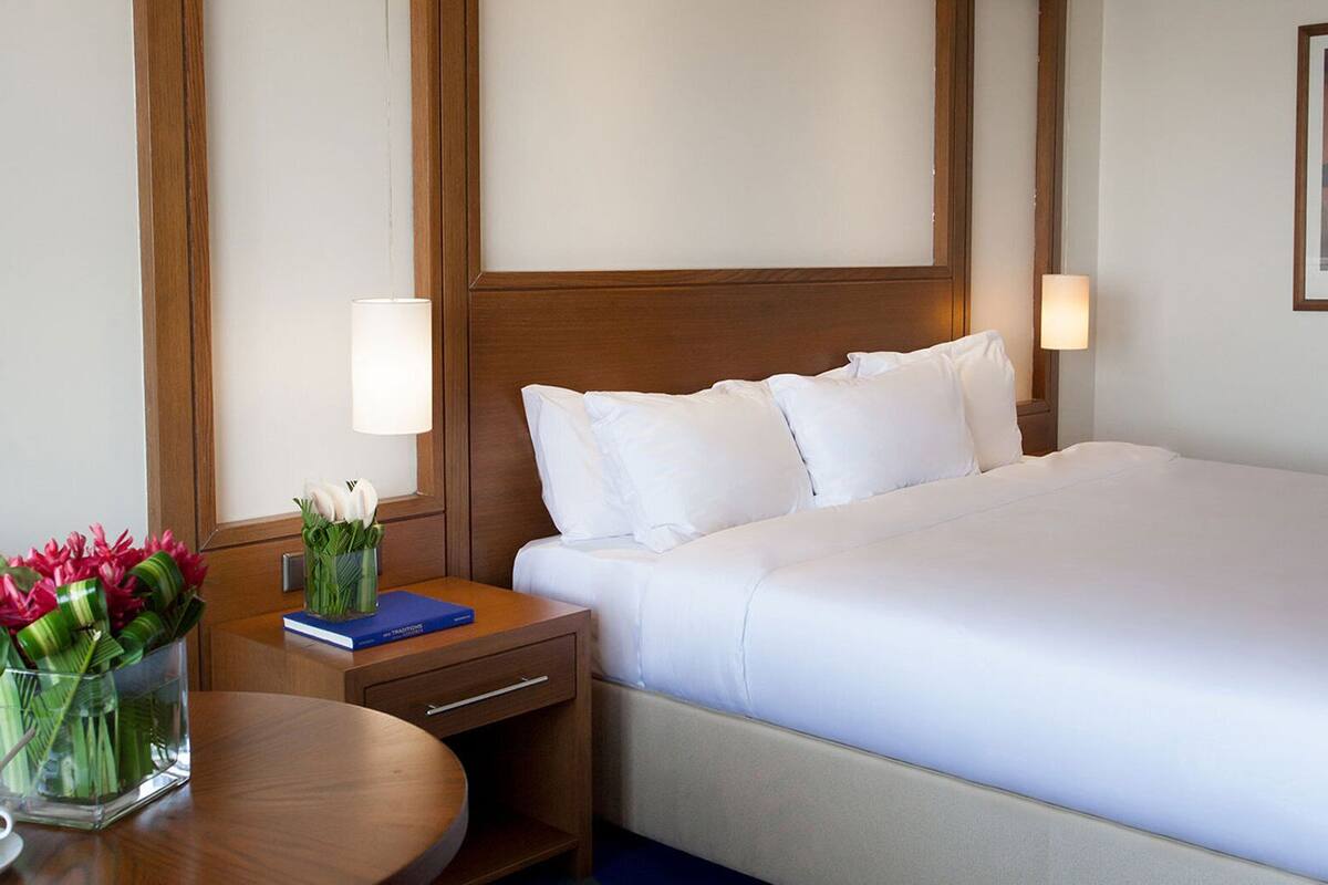 高级房, 1 张特大床, 海洋景观 (Atlantic Superior Rooms) | 高档床上用品、迷你吧、客房内保险箱、办公桌