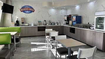 含每日歐陸早餐