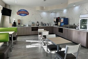 Free daily continental breakfast
