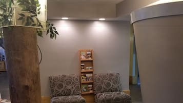 Lounge i lobbyen