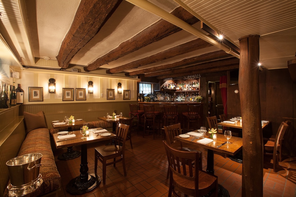 1770 House Restaurant & Inn by null