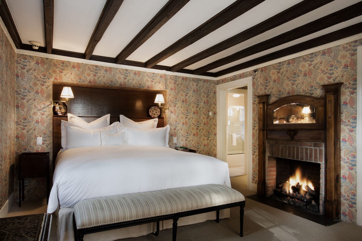 Room 4, King Bed | Frette Italian sheets, hypo-allergenic bedding available, minibar