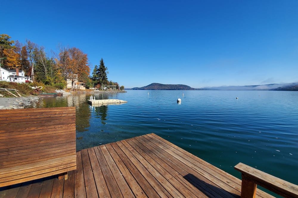 Lake View Motel