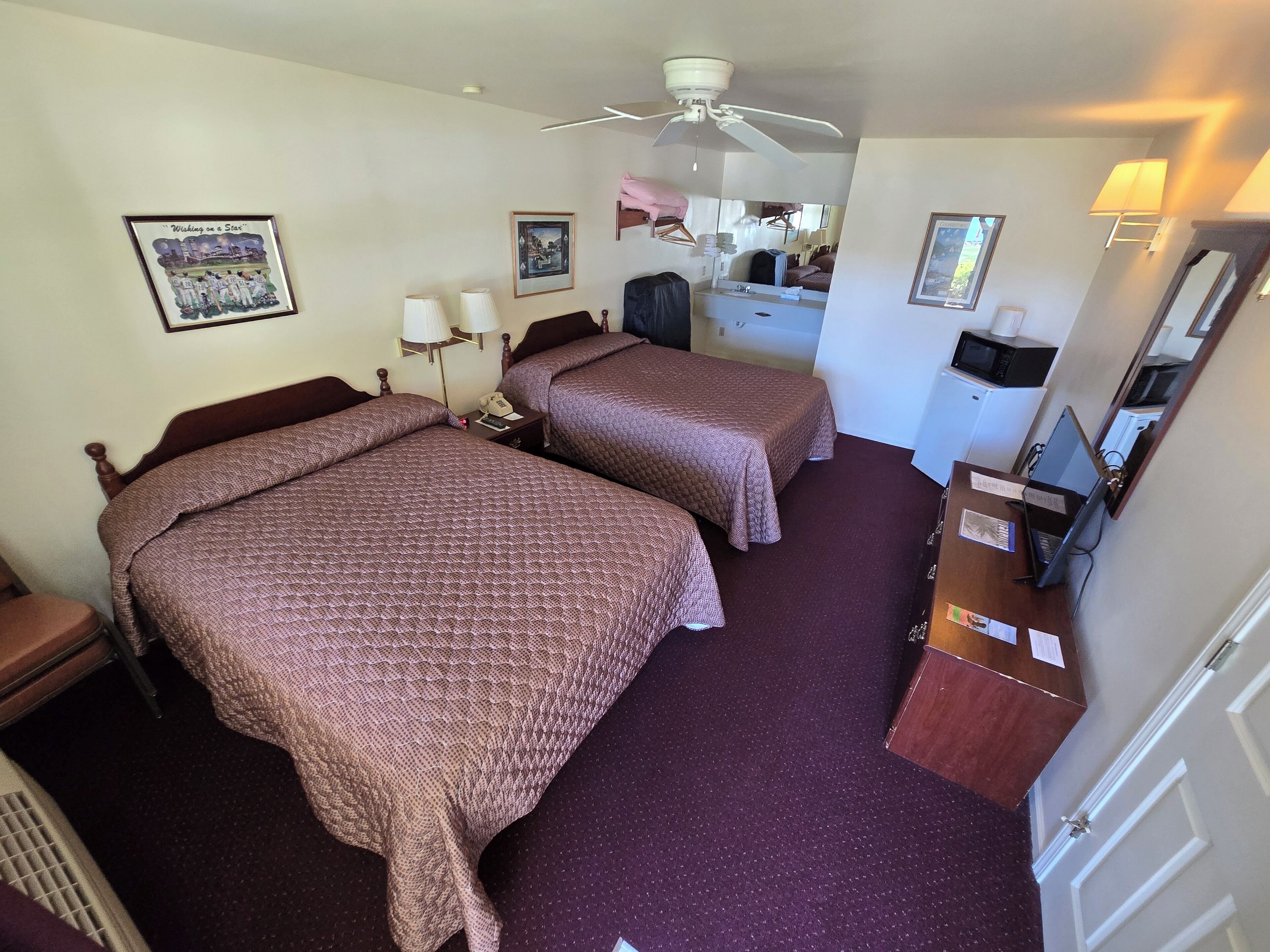 Deluxe Room, 2 Queen Beds