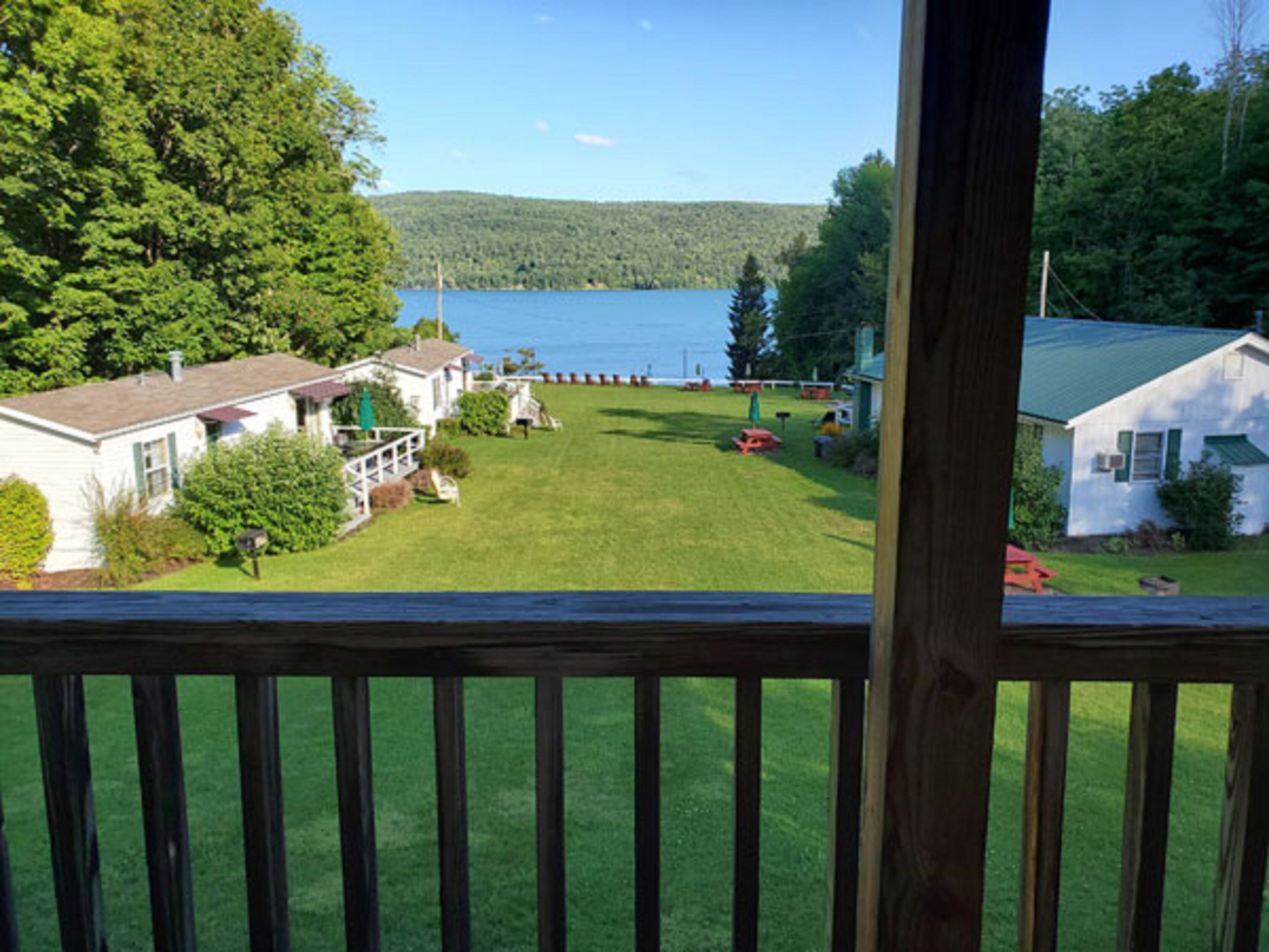 Deluxe Room, 2 Double Beds | Lake view