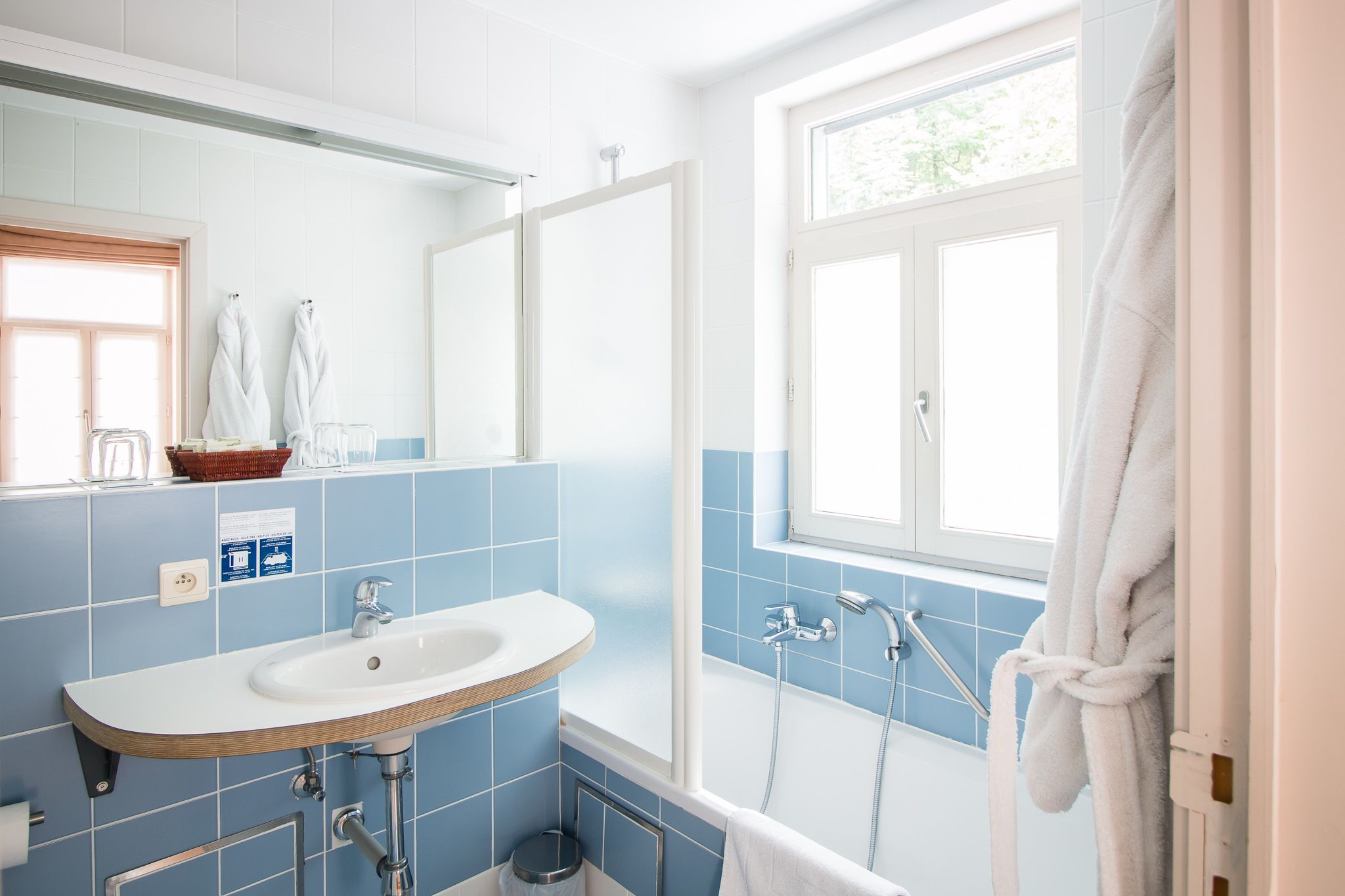 Artículos de tocador gratuitos, toallas