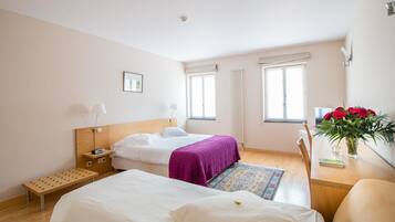 Triple Room | Egyptian cotton sheets, premium bedding, Select Comfort beds