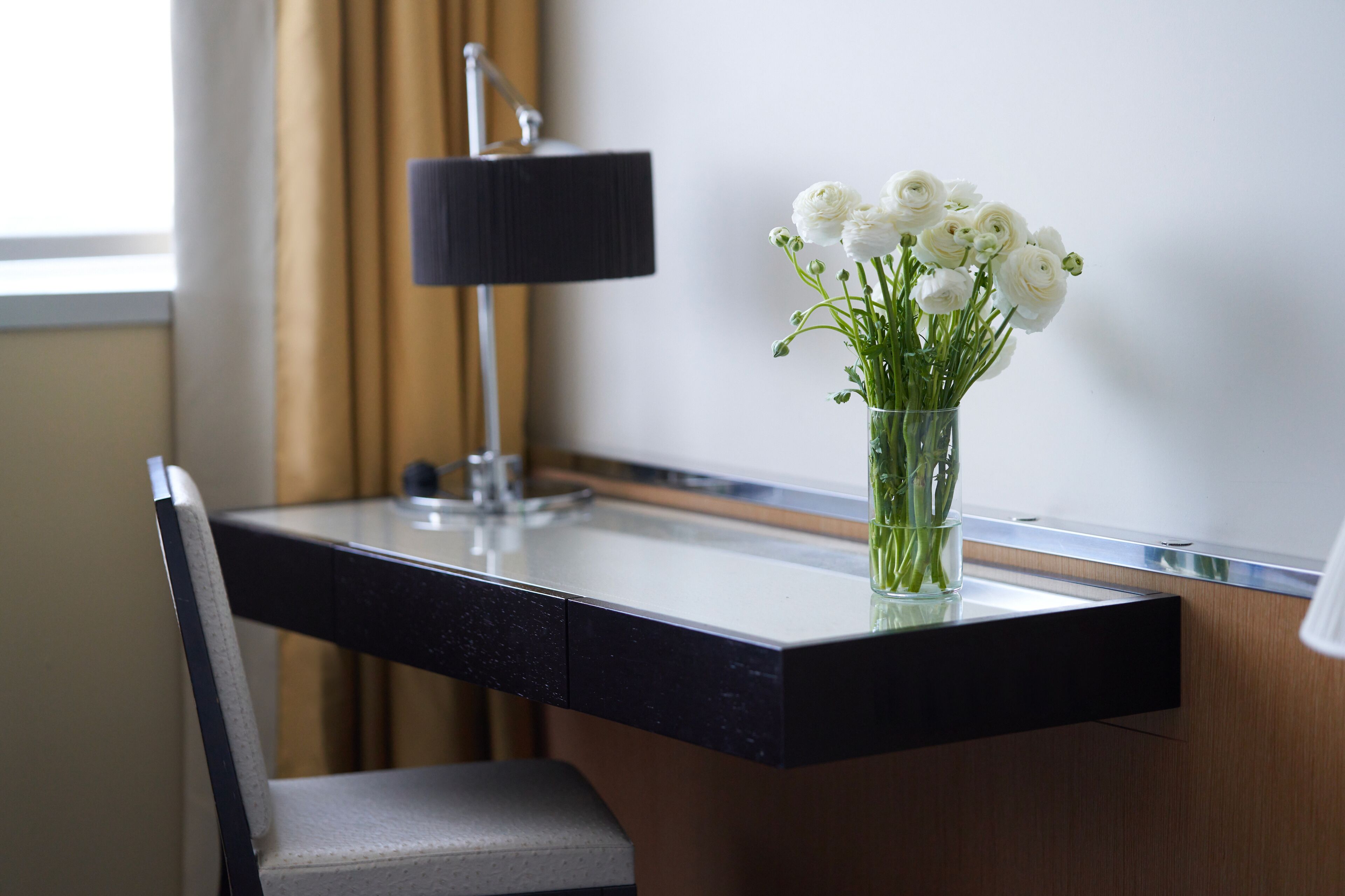 premium bedding, down duvets, tempur-pedic beds, minibar