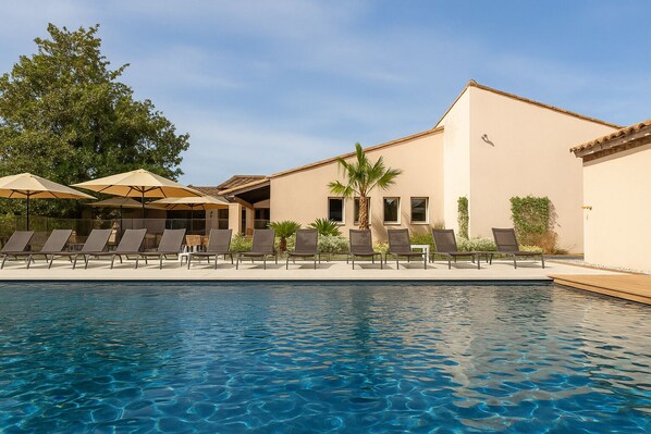 Outdoor pool, sun loungers