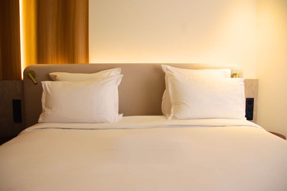 1 chambre, coffres-forts dans les chambres, bureau, rideaux occultants