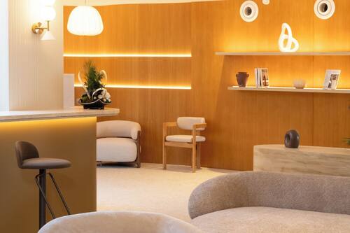 Lobby-Lounge
