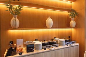 Desayuno buffet todos los días (con cargo)