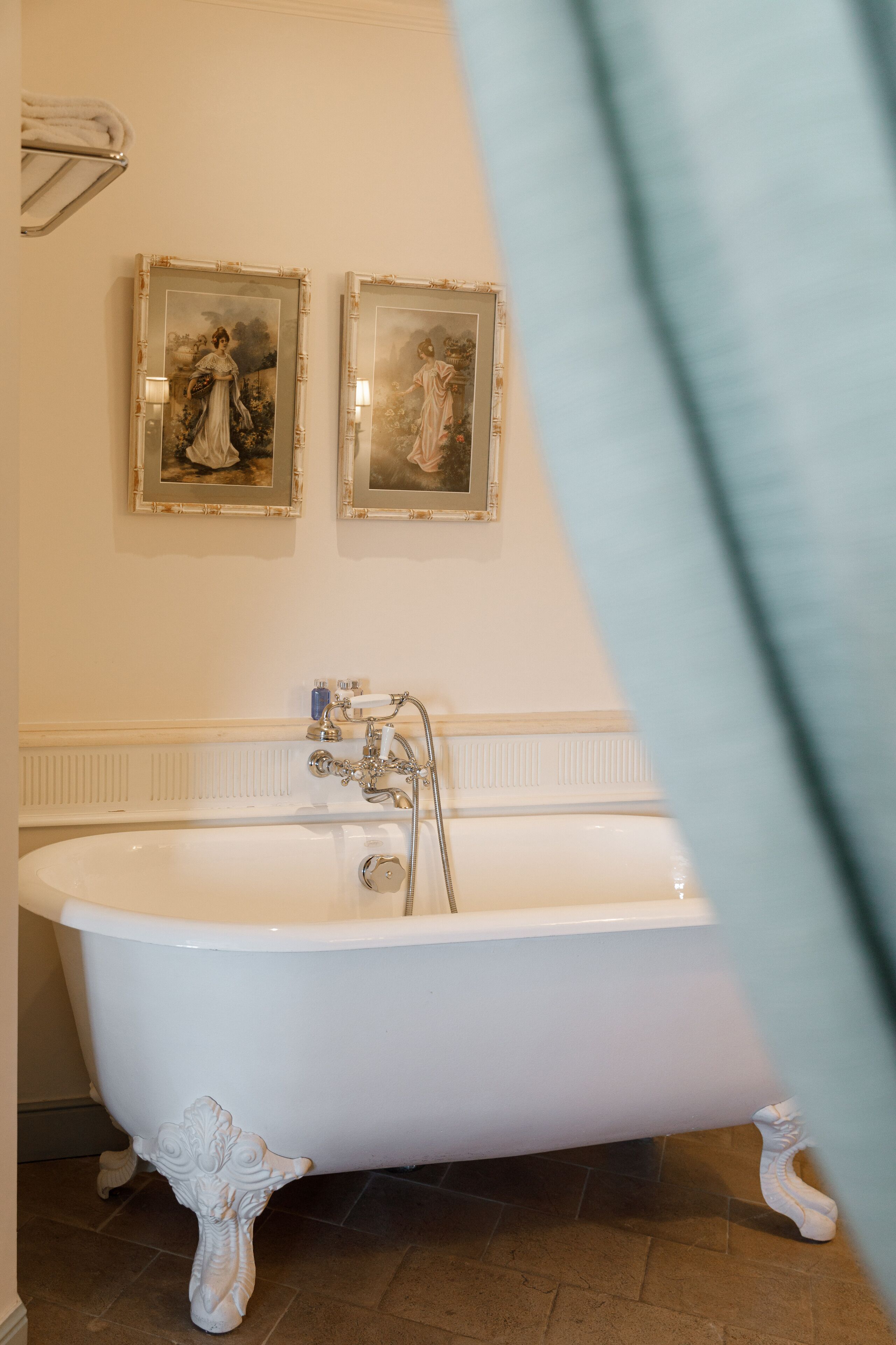 room, garden view (privilege) | bathroom | free toiletries, hair dryer, bathrobes, slippers