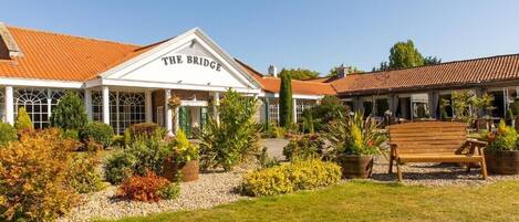 واجهة المنشأة