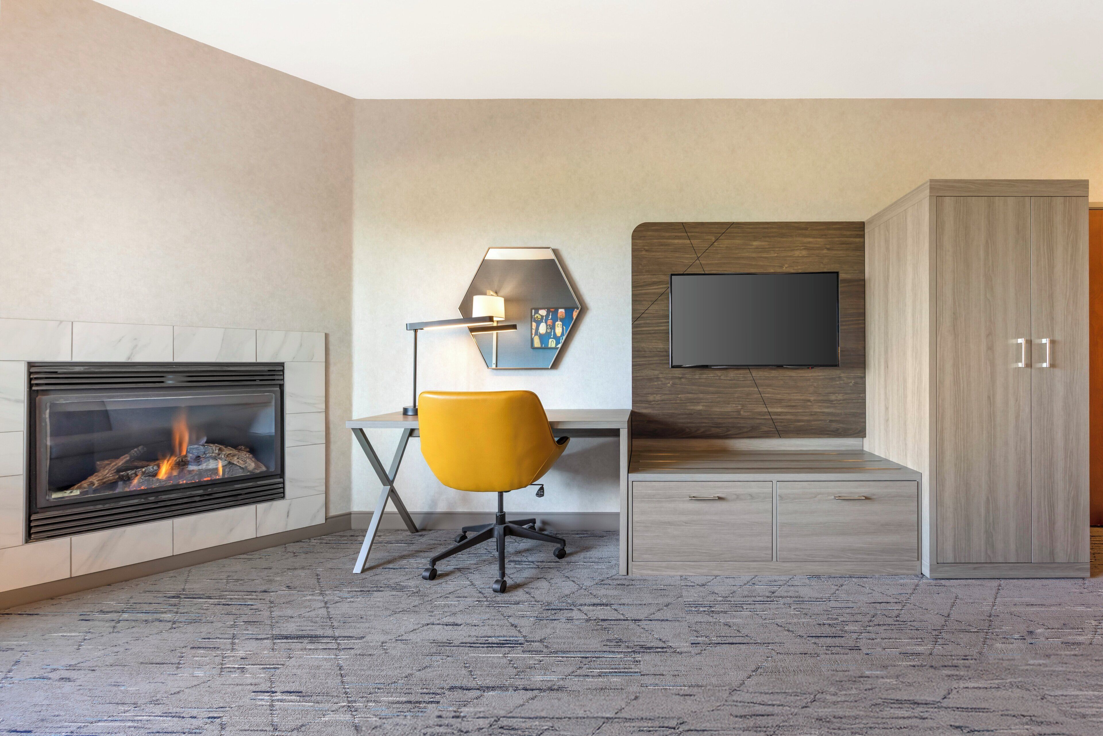 standard room, 1 king bed, fireplace | 1 bedroom, desk, laptop workspace, iron/ironing board