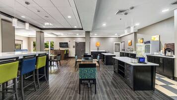 Free daily buffet breakfast