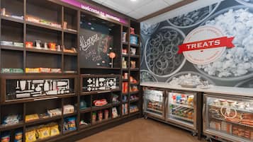 Snack bar