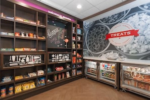 Snack bar