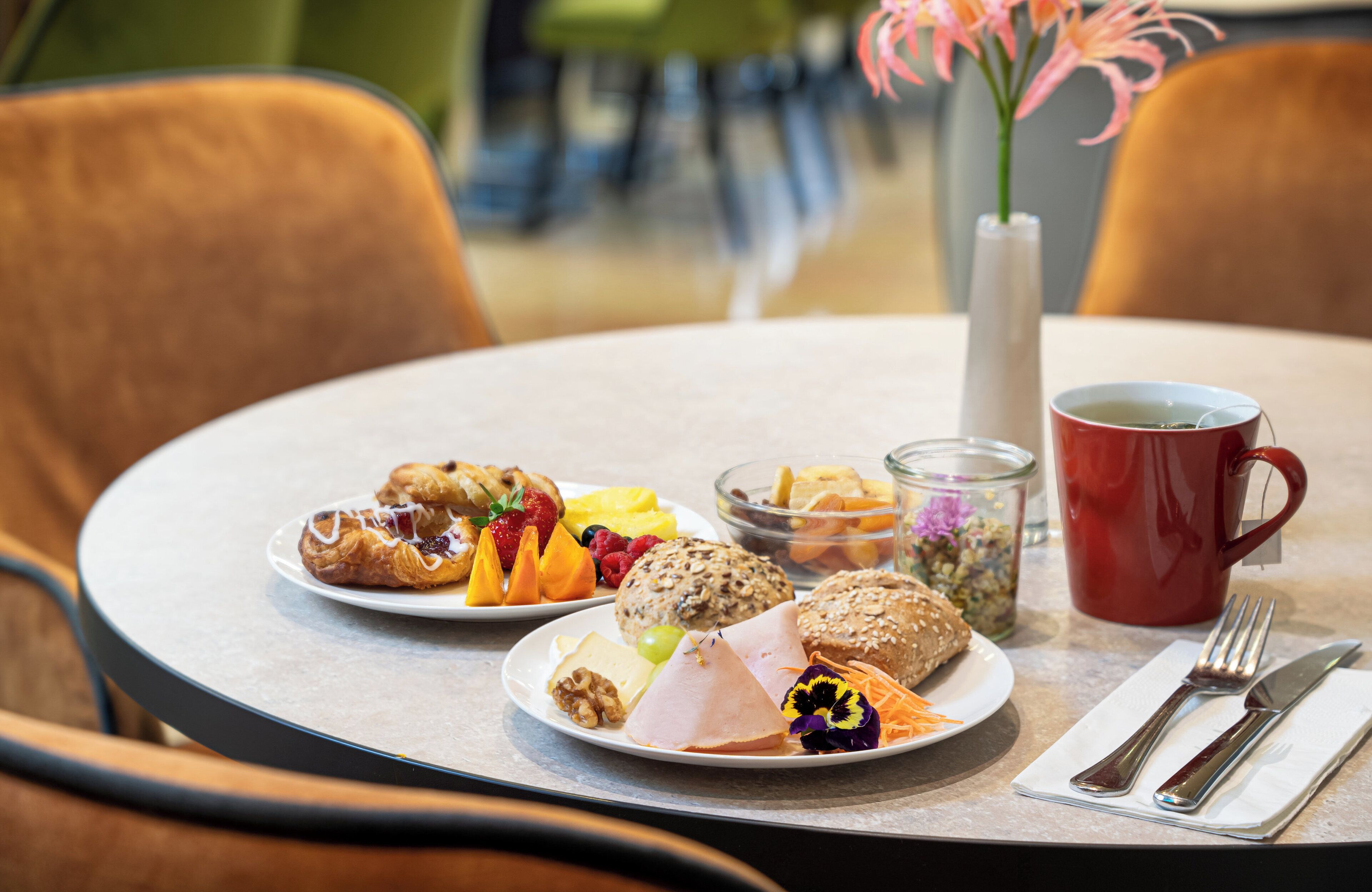 daily buffet breakfast (eur 16 per person)
