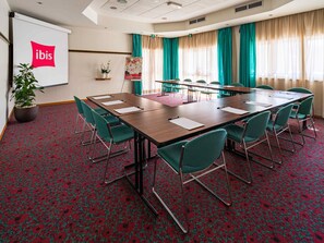 สถานที่จัดงานประชุม