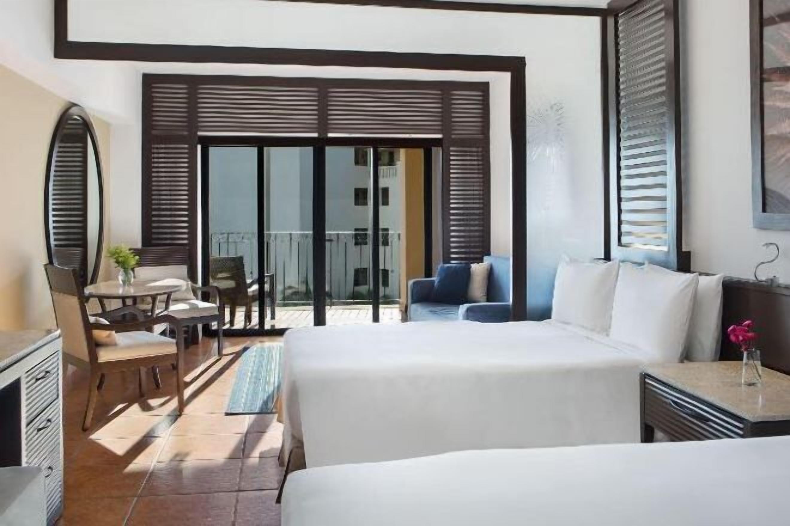 Egyptian cotton sheets, premium bedding, down comforters, pillowtop beds